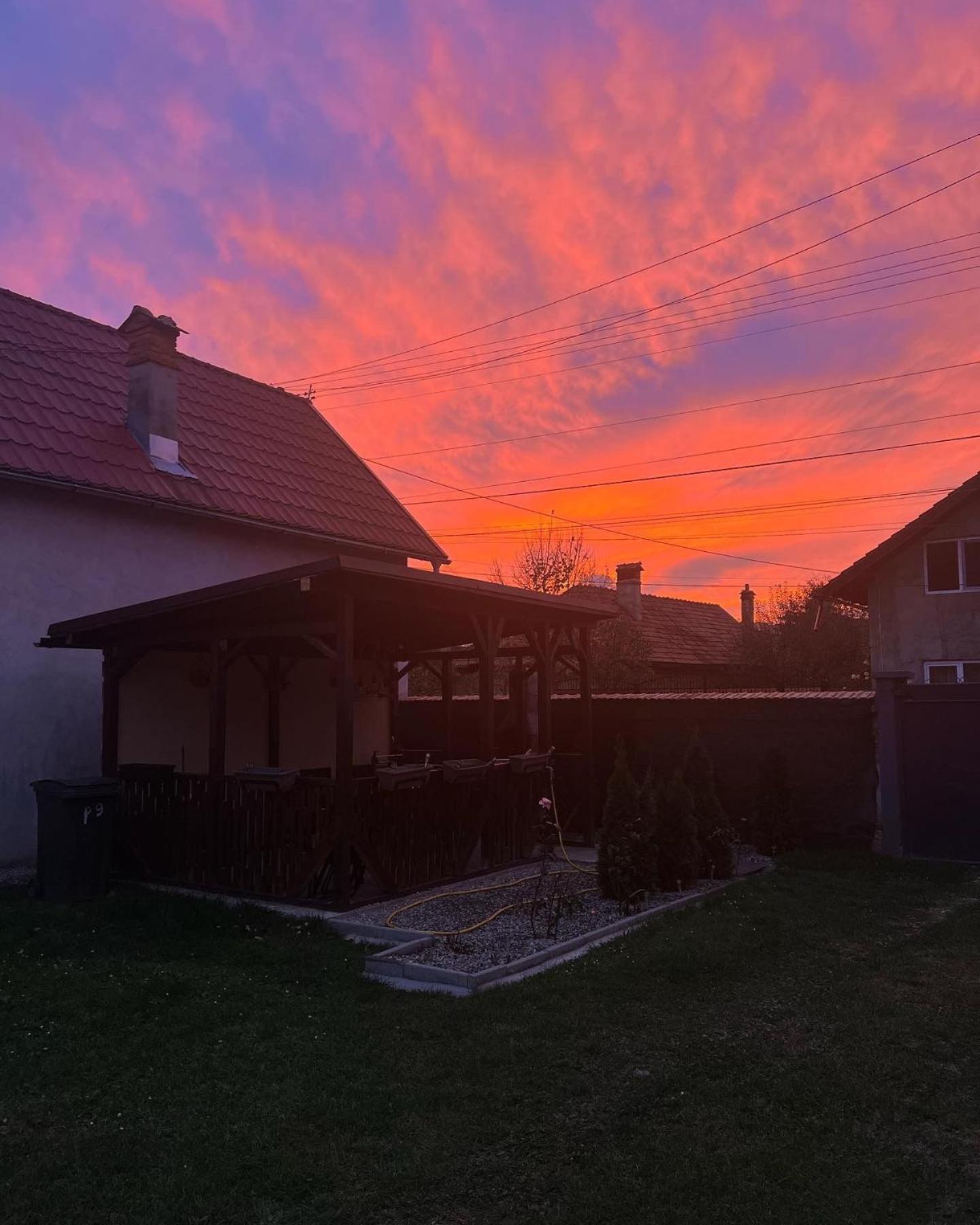 Silver House Rasnov Esterno foto